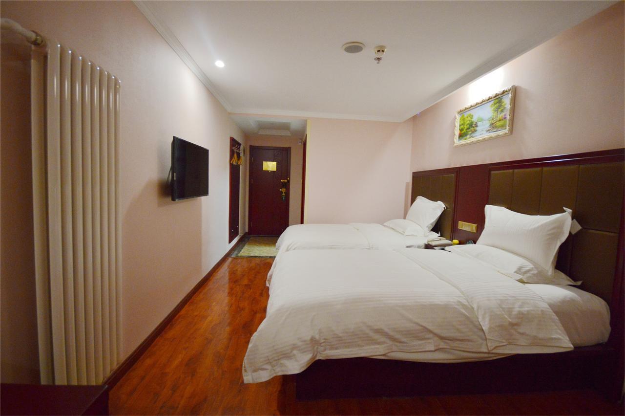 Greentree Inn Shanxi Yan An Luochuan Fuqian Street Express Hotel Dış mekan fotoğraf